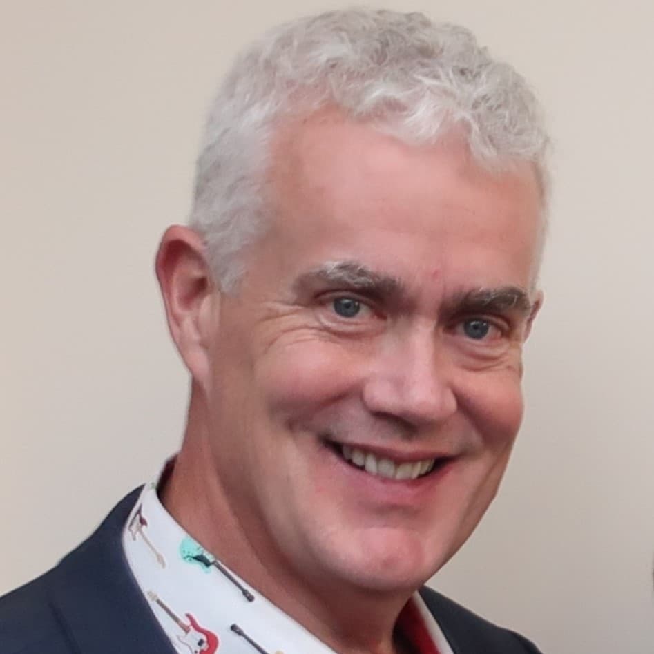 Image of Mark Saunders.