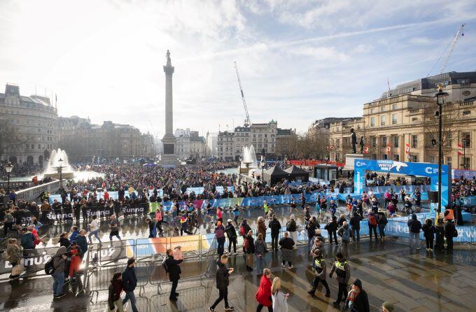 Winter Run Crowd image